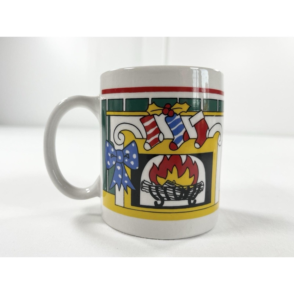 Vintage Christmas Coffee Mug Sleeping Cat Fireplace Stockings Retro Holiday New